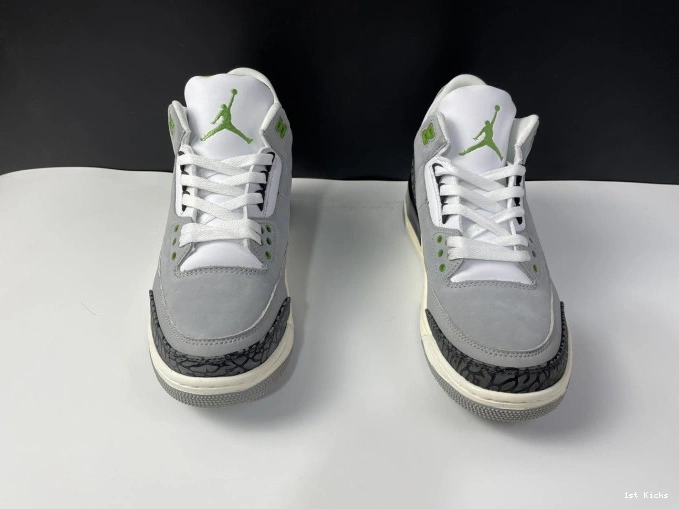 1st Kicks Shoes Jordan Chlorophyll Air Retro 136064-006 3 0803